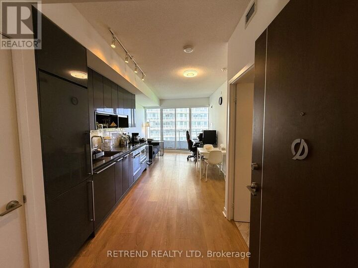 Property Photo: 115 McMahon Drive 706 ON M2K 0E3