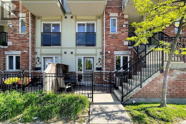 Property Photo: 2285 Bur Oak Avenue 28 ON L6E 0B9