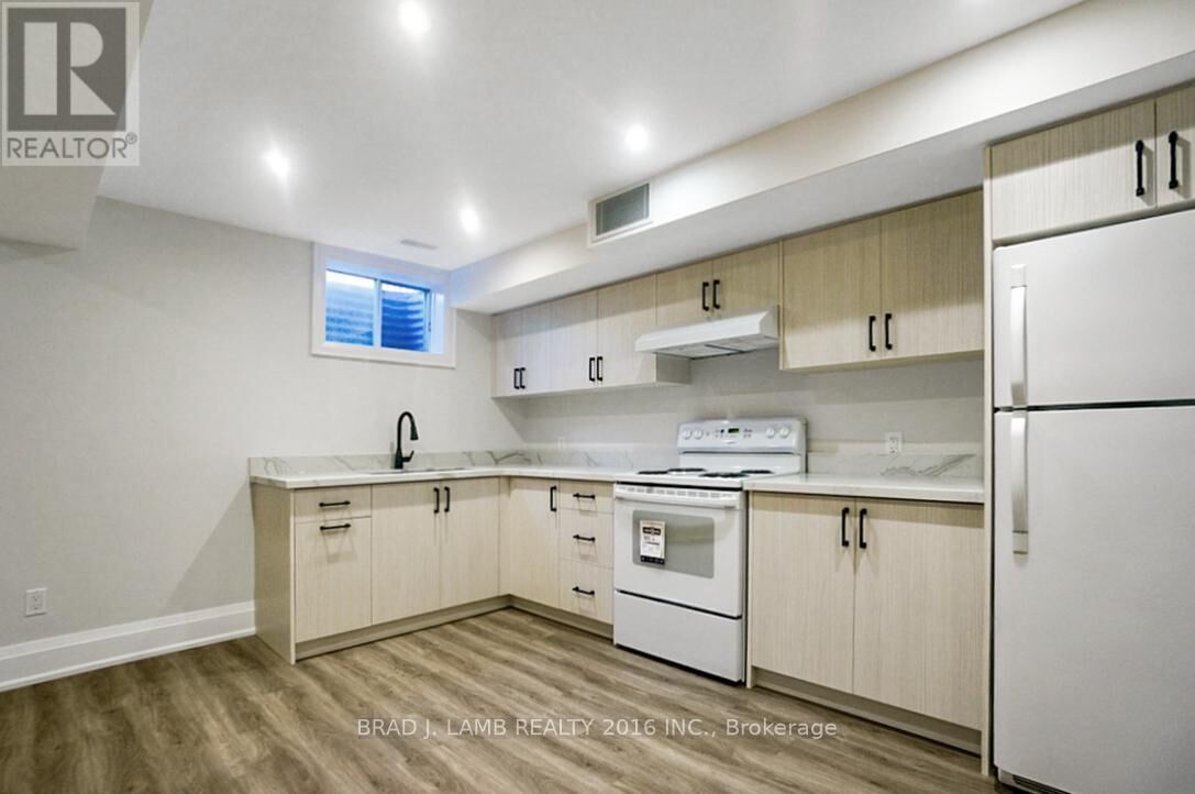 Property Photo: 62 Royal Garden Boulevard Basement ON L4L 7C2