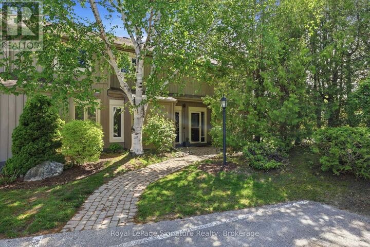 Property Photo:  585 Oxbow Crescent  ON L9Y 5B4 
