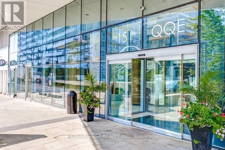 Property Photo:  15 Queens Quay East 1006  ON M5E 0C5 