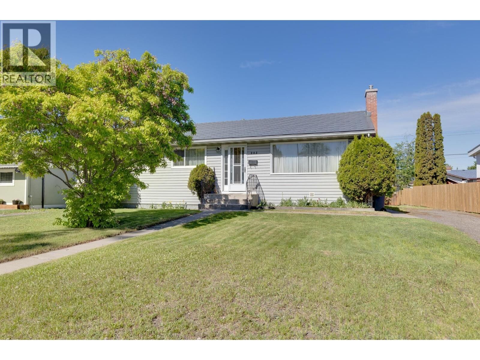 Property Photo:  905 Alward Street  BC V2M 2E8 