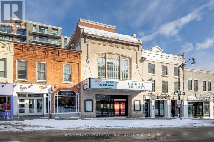 Property Photo: 223 Princess Street 429 ON K7L 1B3