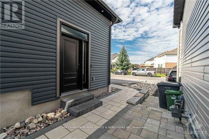 Property Photo: 846 Rockson Crescent C ON K2S 0S6