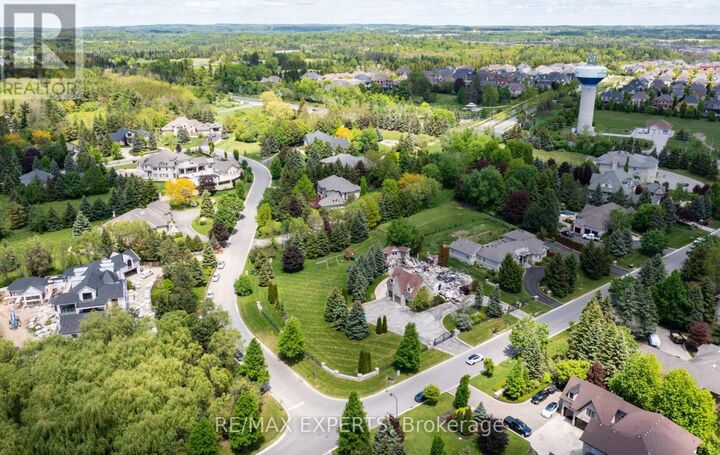 Property Photo:  76 Forest Heights Boulevard  ON L0J 1C0 