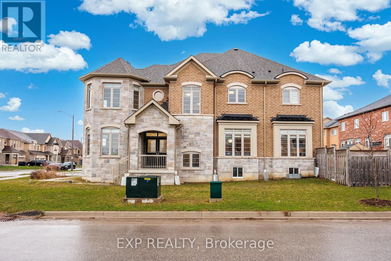 Property Photo:  2300 Lozenby Street  ON L9S 0M8 