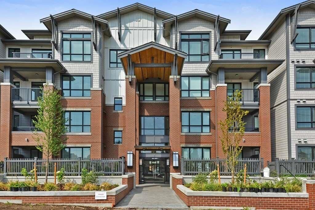 Property Photo:  2960 151 Street 305  BC V4P 0G3 