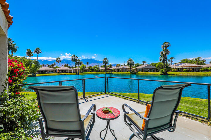 Property Photo:  470 Sunningdale Drive  CA 92270 