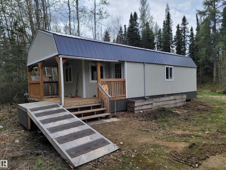 624072 Rge Road 241 — photo 1