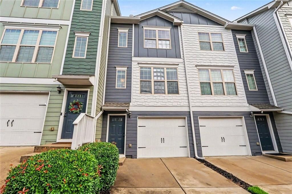 Property Photo:  3030 NW Liberty Way NW  GA 30318 