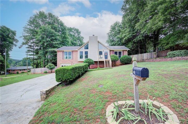 Property Photo: 45 Skyview Circle GA 30120