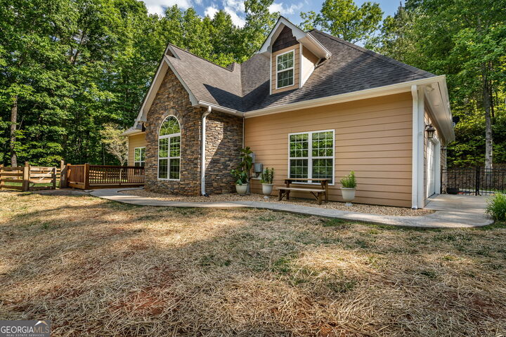 Property Photo:  201 Oakawana Trail  GA 30513 