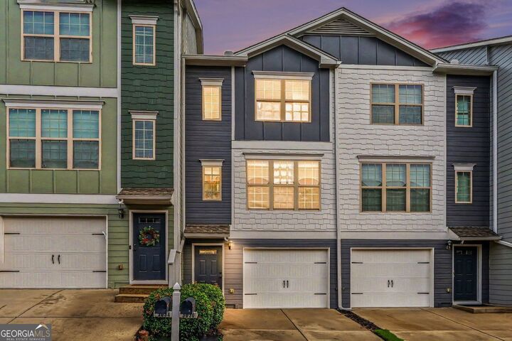 Property Photo:  3030 Liberty Way  GA 30318 