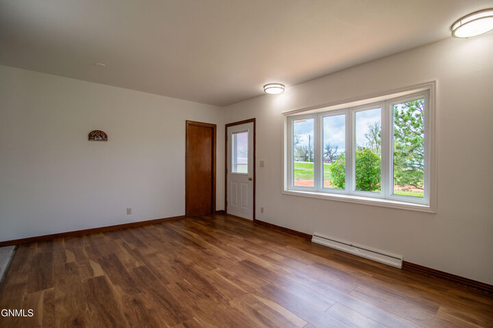 Property Photo: 107 6th Street NE ND 58622