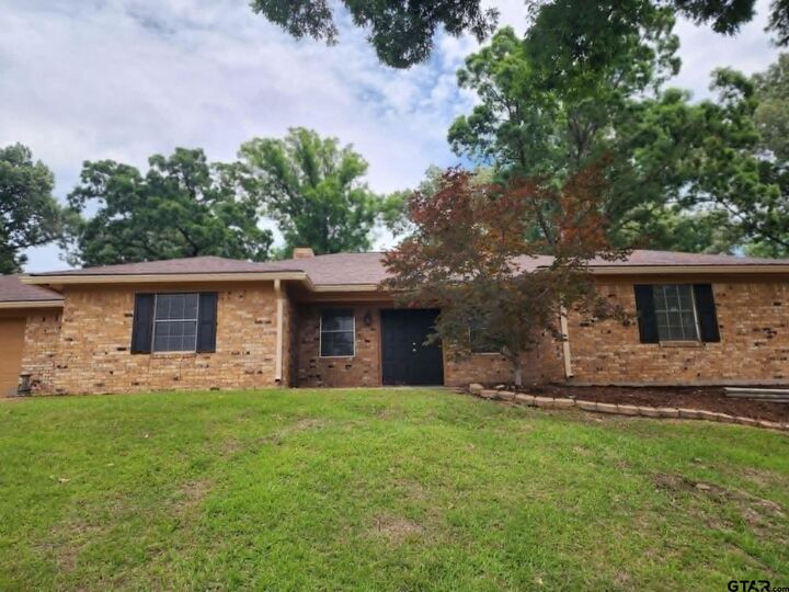Property Photo:  1308 Fairhaven St.  TX 75605 