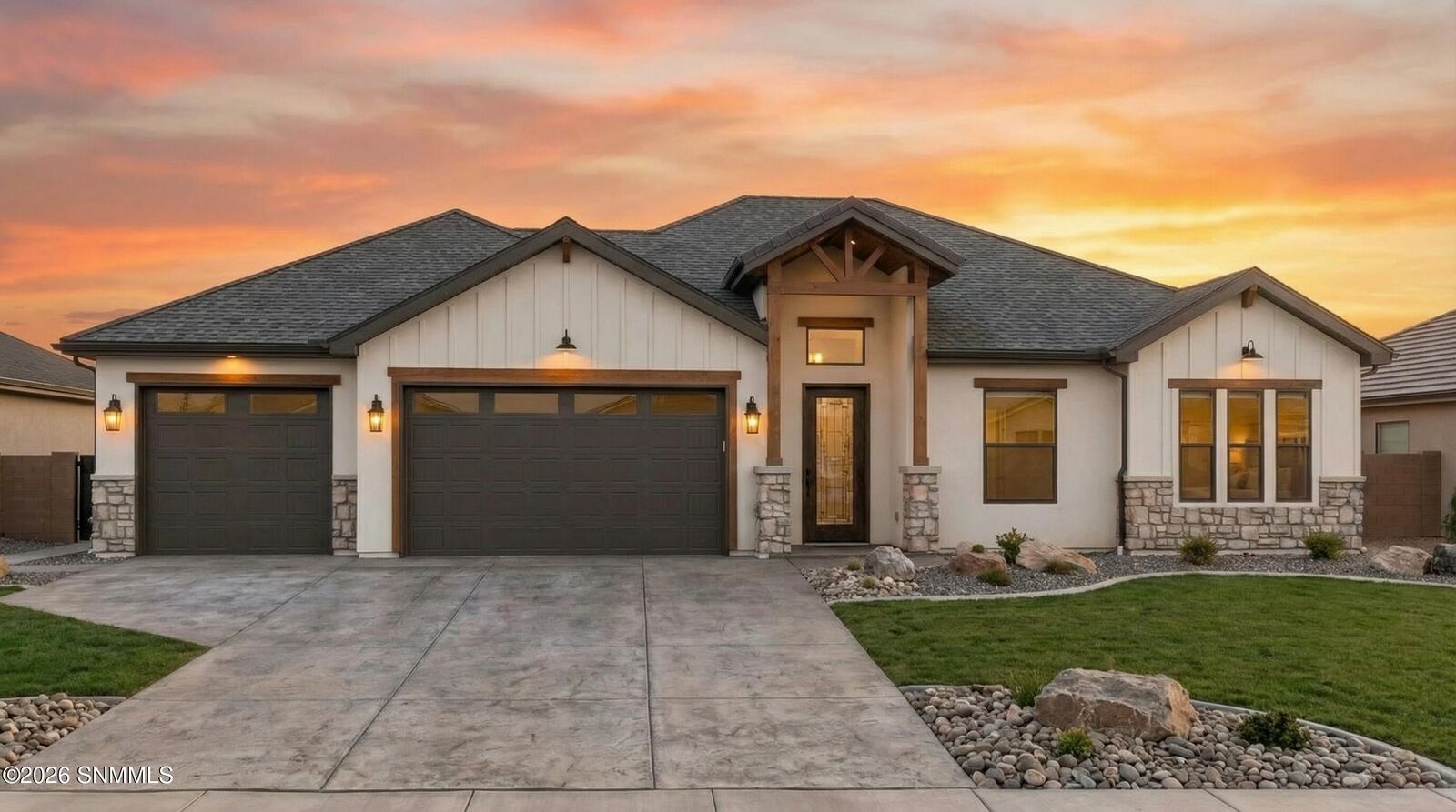 Property Photo:  2802 Prado Del Sol Avenue  NM 88011 