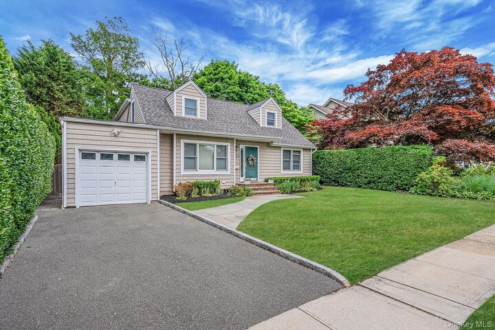 Property Photo: 10 Radcliff Boulevard NY 11545