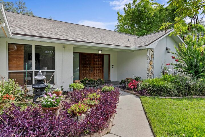Property Photo:  6314 E 112th Avenue  FL 33617 