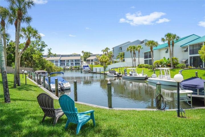 Property Photo:  5673 Midnight Pass Road 201  FL 34242 