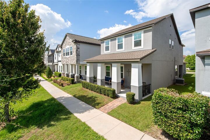 Property Photo:  2241 White Feather Loop  FL 34787 