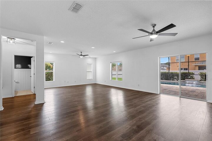 Property Photo: 10014 Stockbridge Street FL 34711