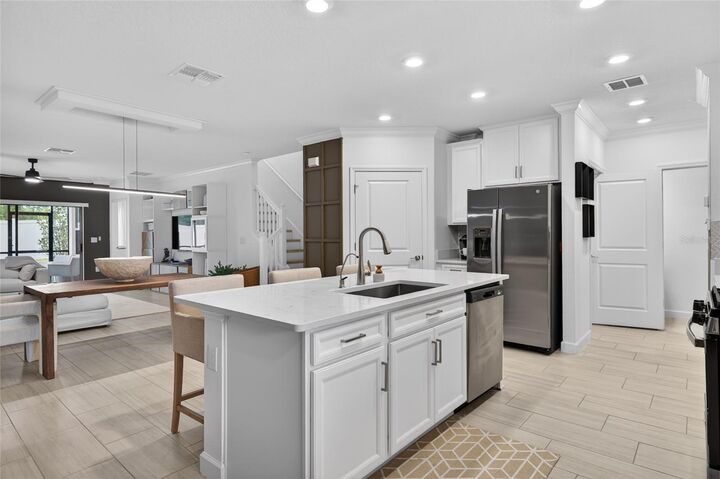 Property Photo:  17554 Holly Well Avenue  FL 33598 