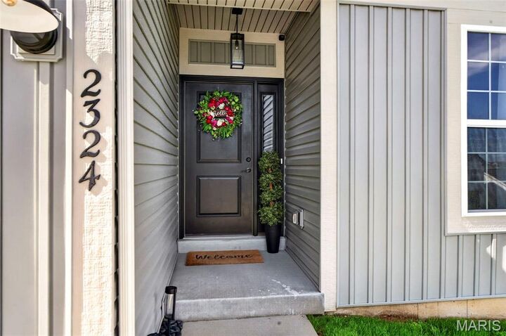 Property Photo:  2324 Matthias Close  MO 63090 