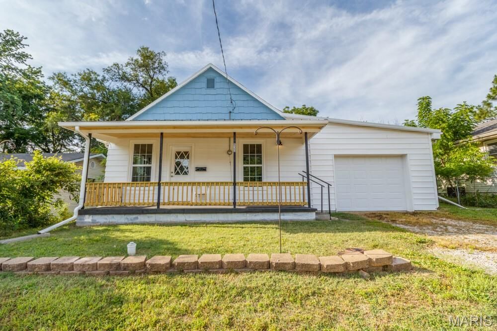 Property Photo:  625 Hood Street  MO 65536 