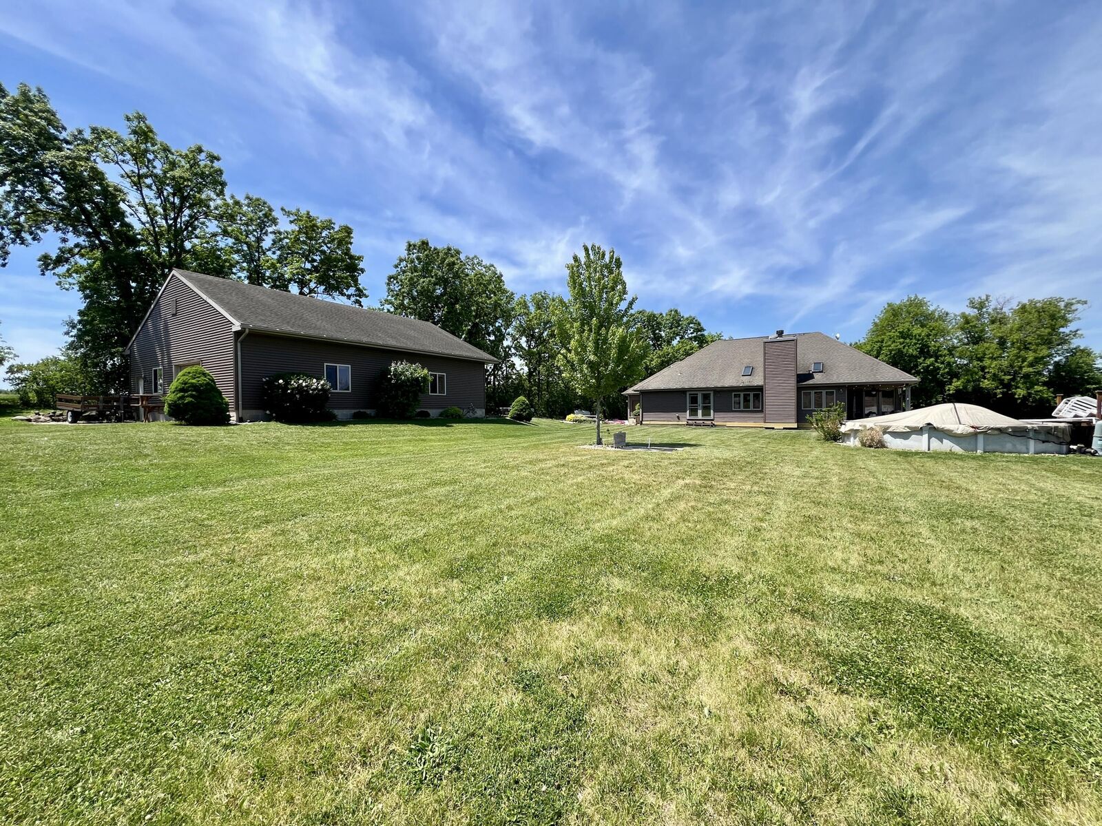Property Photo:  1909 S Britton Rd  WI 53139 