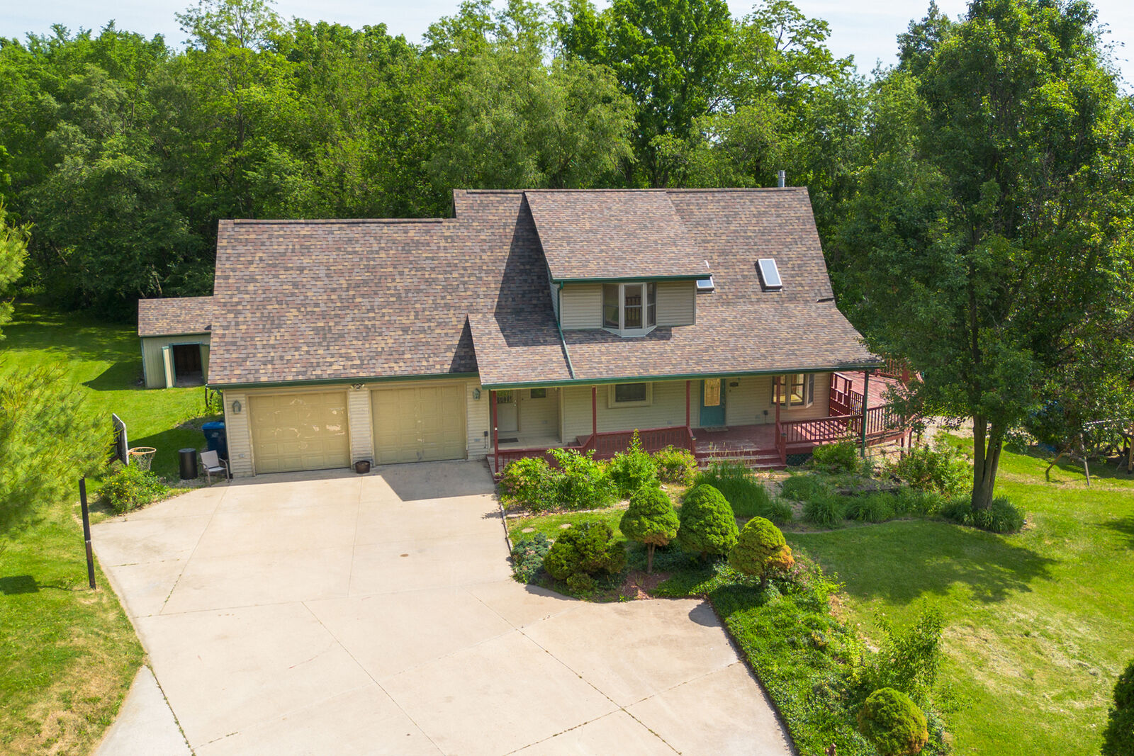 Property Photo: 951 26th Street IL 61301