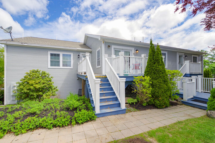 Property Photo:  12 Hilltop Drive 12  ME 04856 