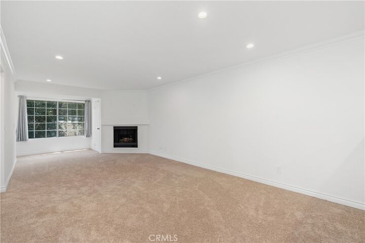 Property Photo: 5525 Canoga Avenue 218 CA 91367