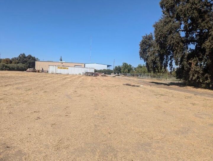 Property Photo:  4660 E Morse Road  CA 95240 