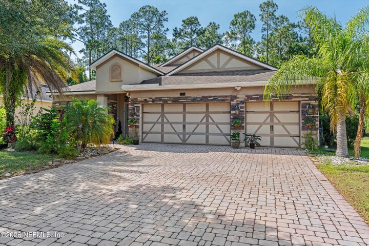 Property Photo: 104 Moselle Lane FL 32259