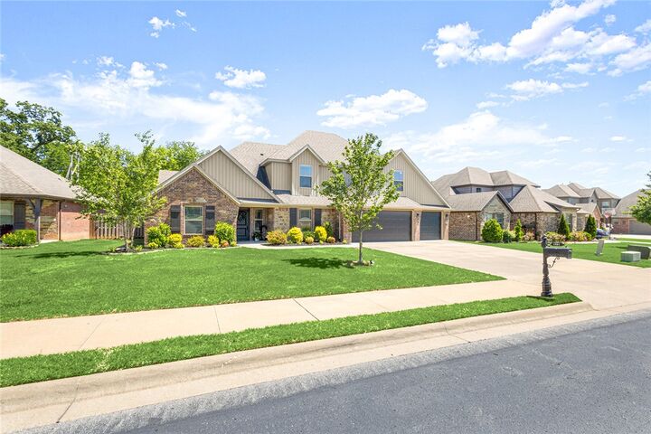 Property Photo:  1081 Quail Hollow Drive  AR 72713 