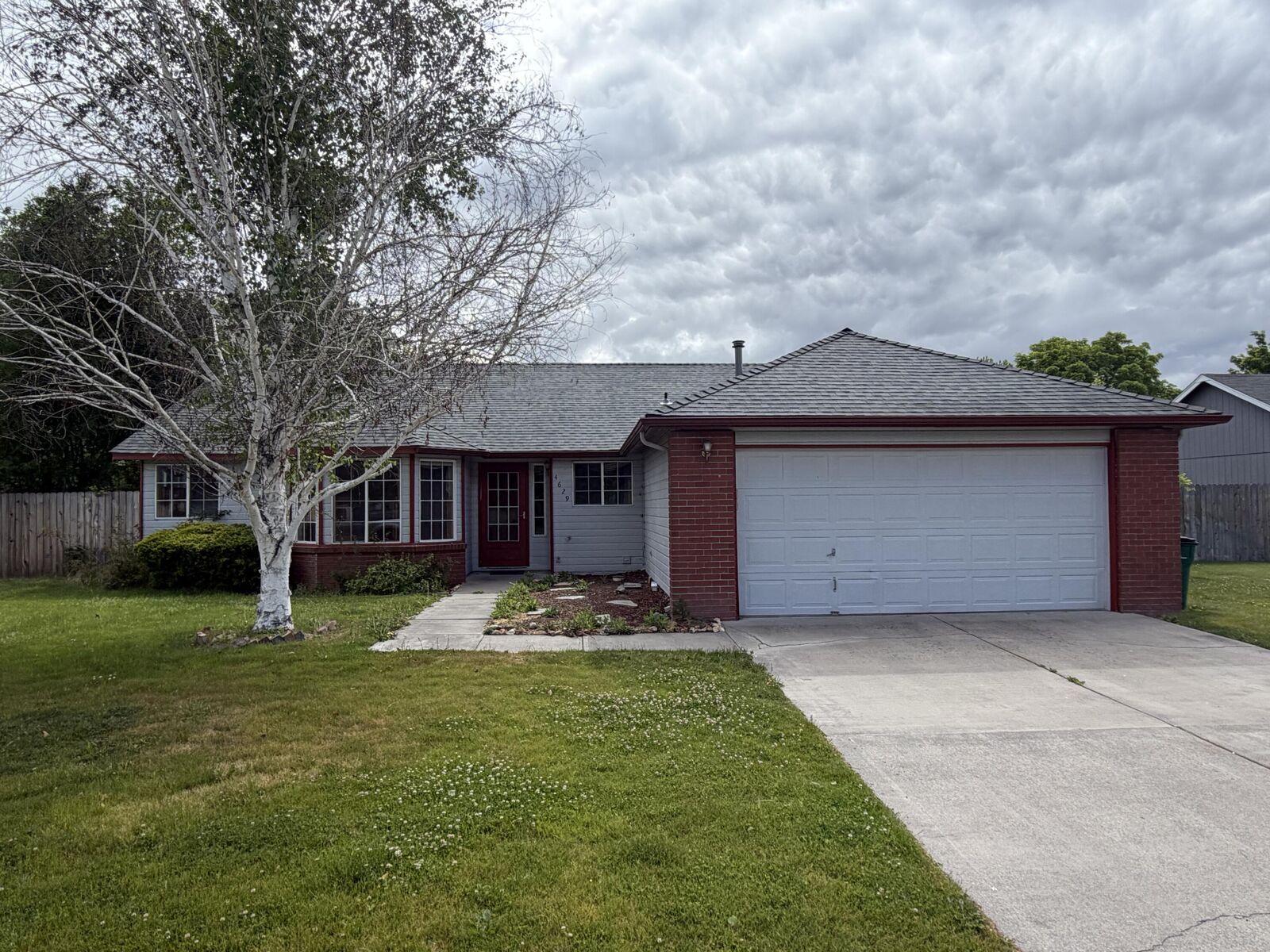 Property Photo:  4629 Travis Way  OR 97603 