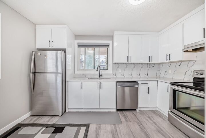 Property Photo: 116 Pineson Place NE AB T1Y 2R1