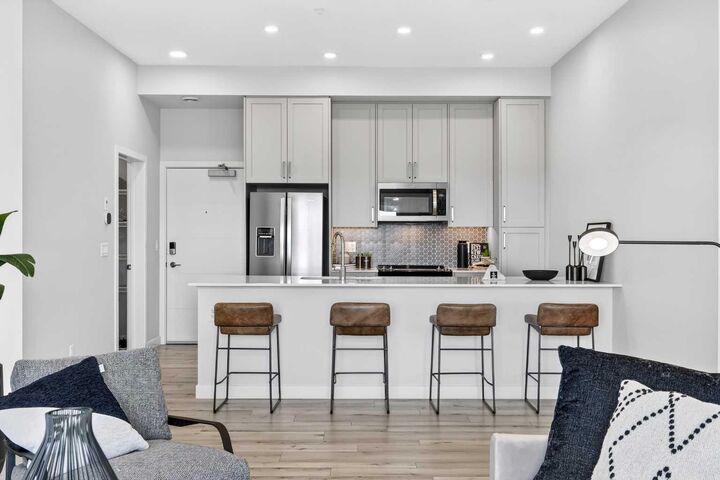 255 Les Jardins Park SE 410 — photo 1