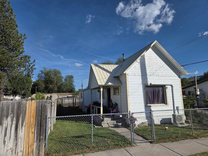 Property Photo:  525 W Day  ID 83204 
