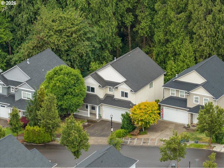 Property Photo: 315 S 34th Pl WA 98642