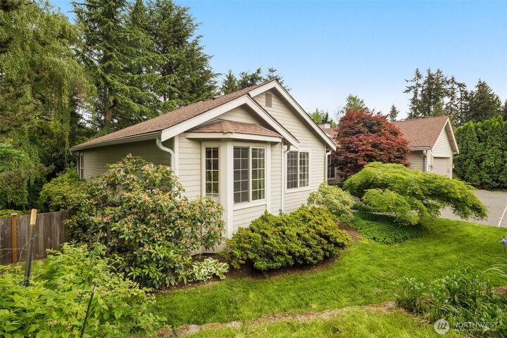 Property Photo:  14222  108th Avenue NE  WA 98034 