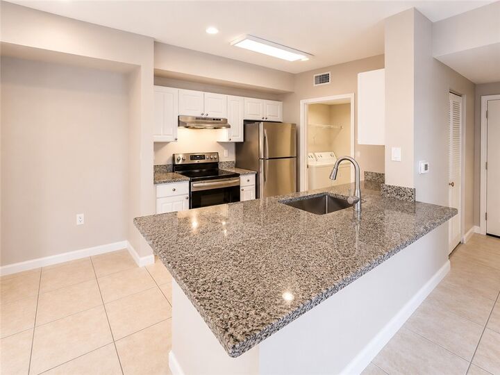 Property Photo:  5095 Fairways Circle I109  FL 32967 