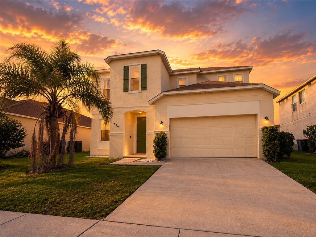 Property Photo: 754 Carriage Lake Way FL 32968