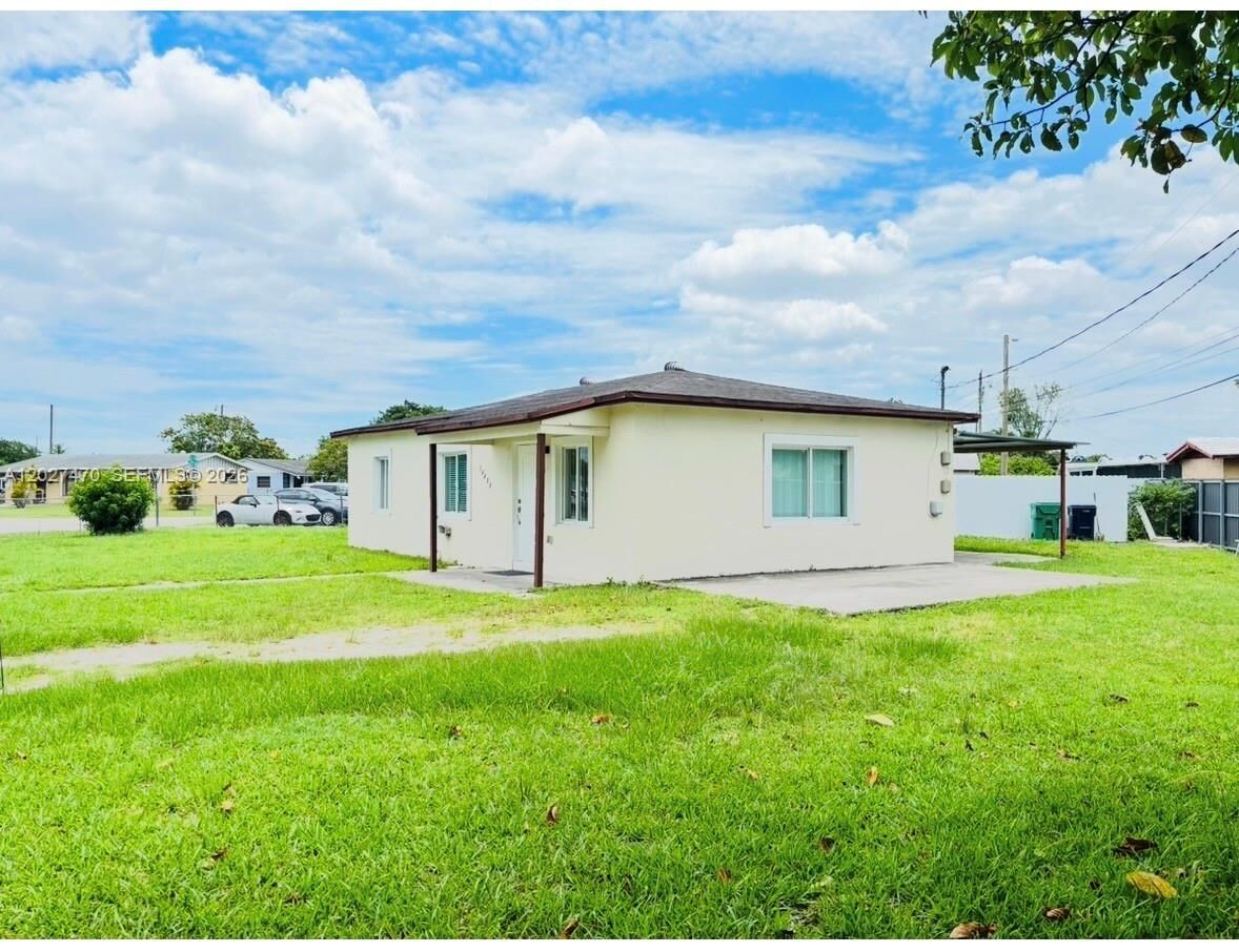 Property Photo: 14400 Polk St - FL 33176