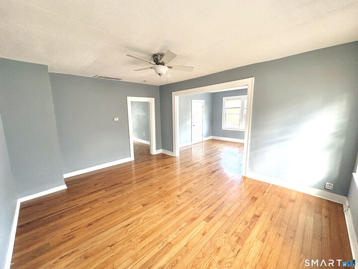 Property Photo:  120 Wilcox Avenue 3  CT 06451 