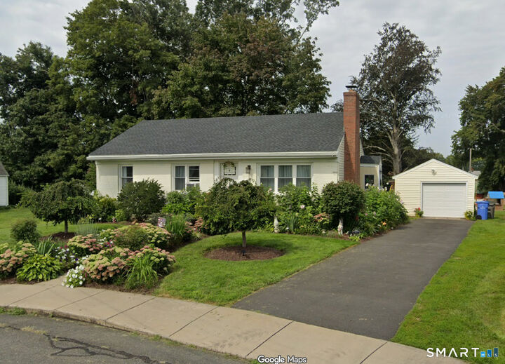 Property Photo:  15 Sherwood Circle  CT 06042 