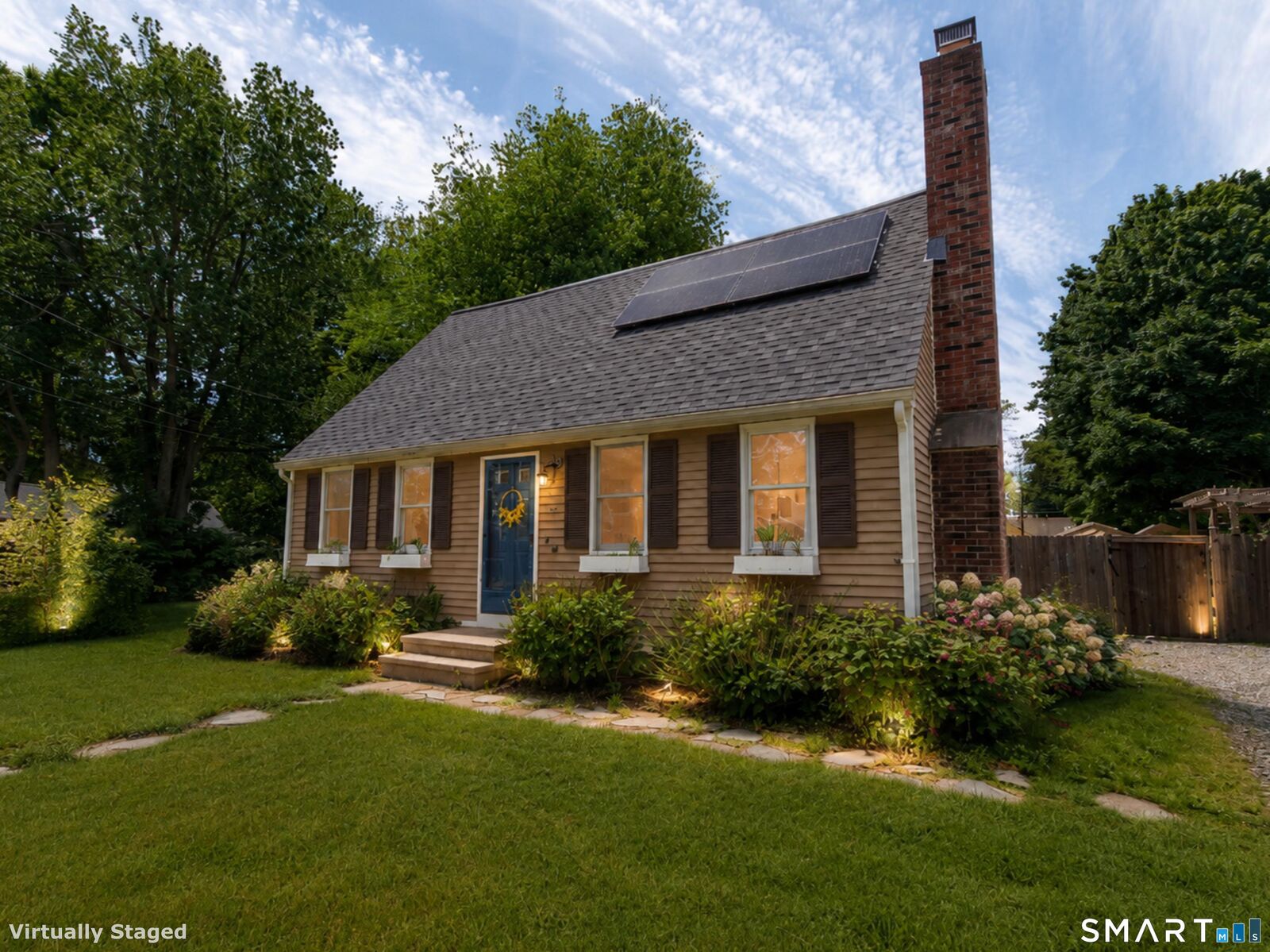 Property Photo:  15 Bluff Avenue  CT 06413 