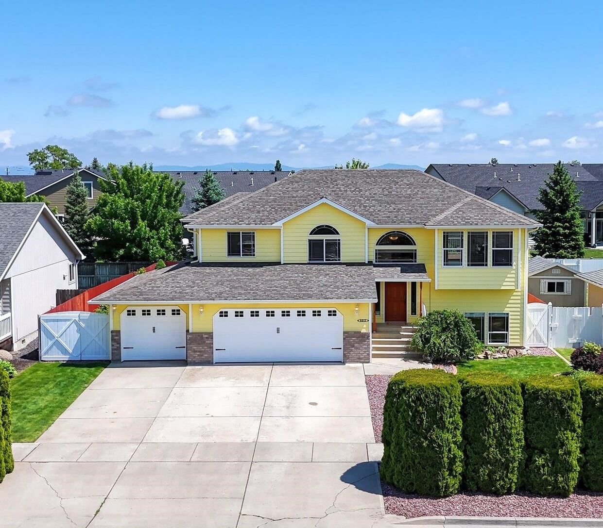 Property Photo:  9012 N Ash St  WA 99208 