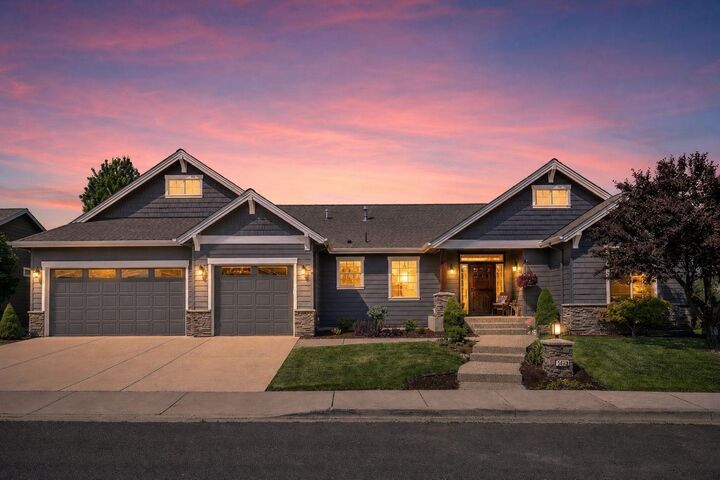 Property Photo: 5419 S Blueridge Dr WA 99224