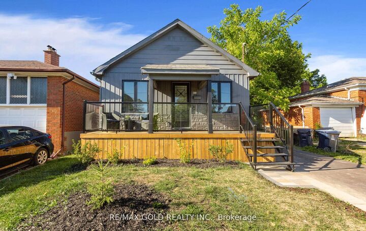 Property Photo: 316 Ellerslie Avenue ON M2R 1B7